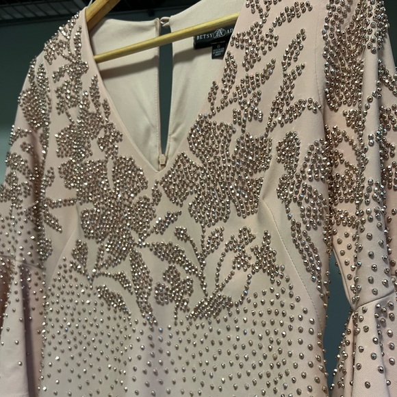 Betsy & Adam blush pink beaded dress - Picture 2 of 5